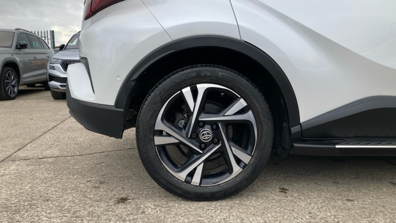 Toyota C-HR 1.8 Hybrid Design 5dr CVT Hybrid Hatchback